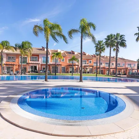 度假居 Jardins Vale De Santa Maria G, With Pool *